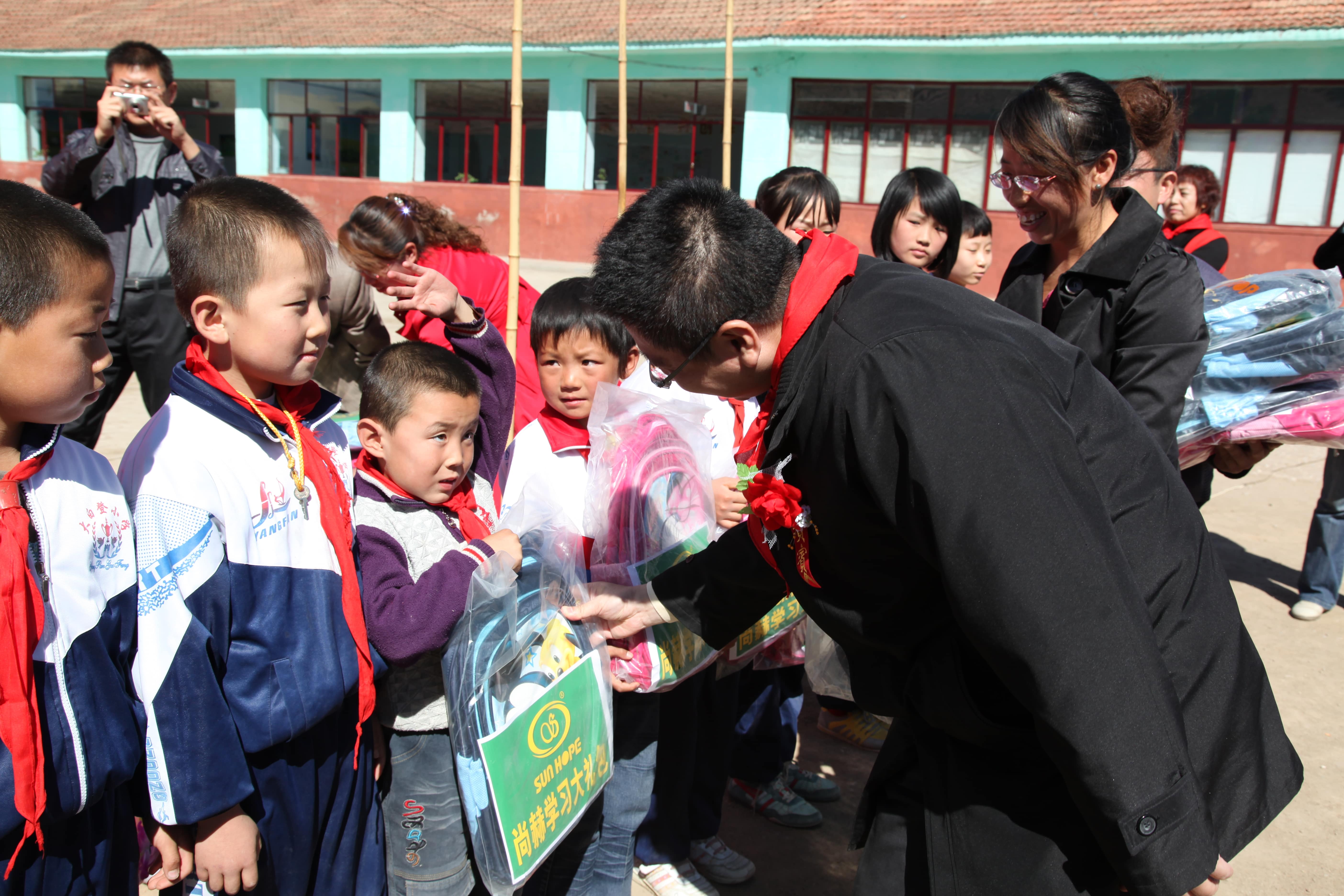 第11所 大同市大白登尚赫渠腊梅小学